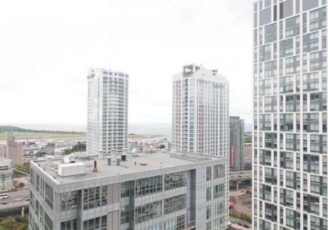 N2N Suites - Downtown Lake & City View Apartments Toronto Buitenkant foto