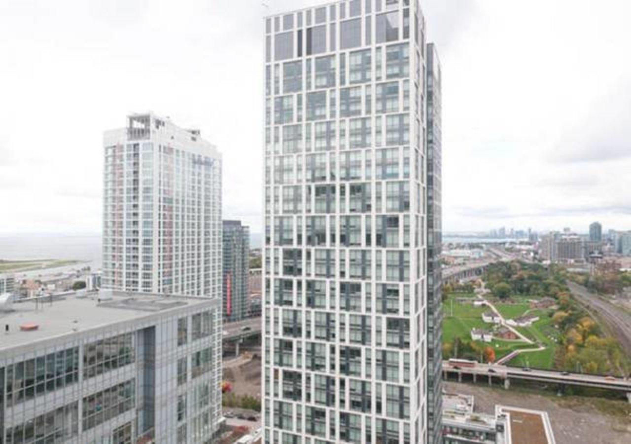 N2N Suites - Downtown Lake & City View Apartments Toronto Buitenkant foto